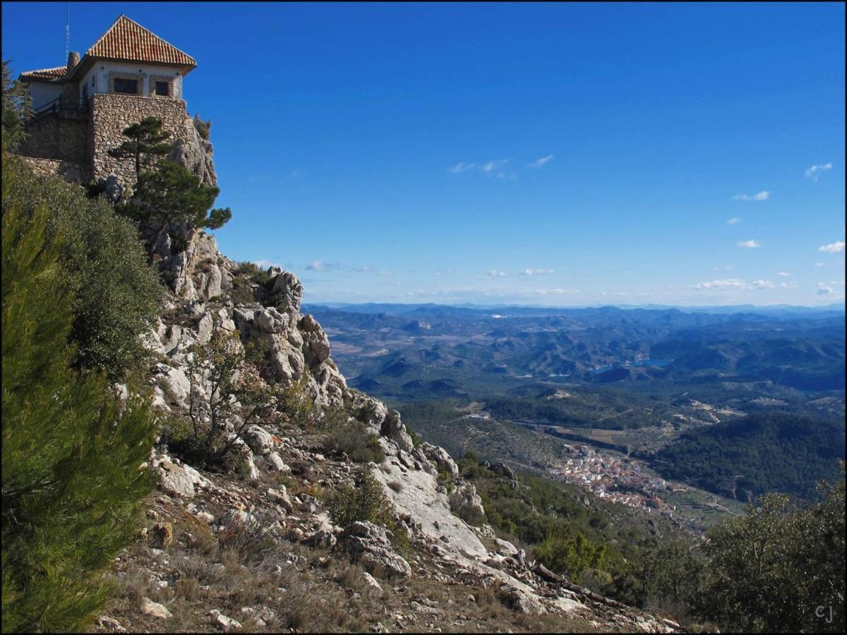 Las Encinas Йесте Экстерьер фото